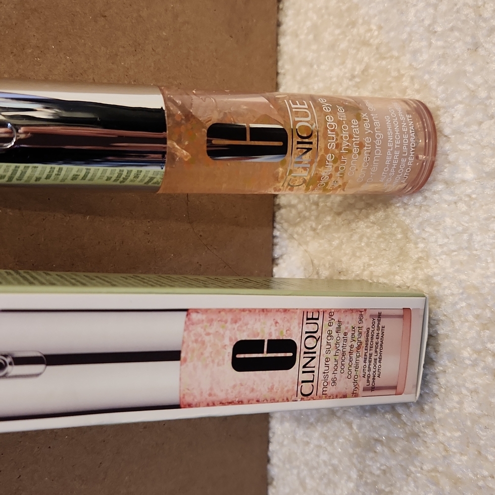 Clinque moisture surge eye.